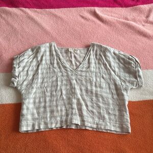 Lou & Grey Light Gray Striped V-Neck Crop Top